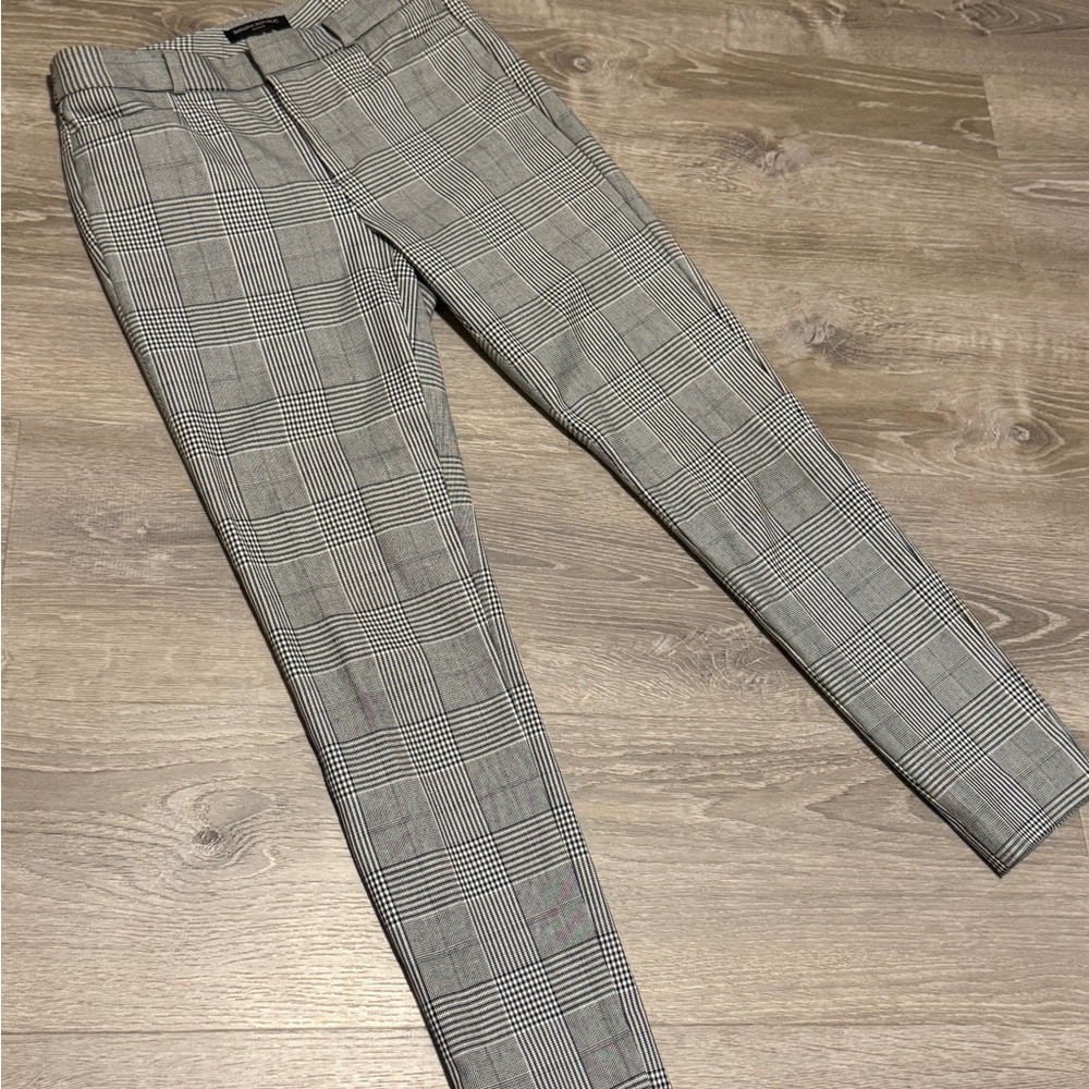 Banana Republic Black and White Checkered Pants- Size 0
